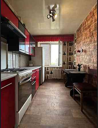 Продам 3-х комнатную квартиру на Левом берегу (ул.Калиновая) Дніпро