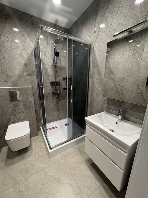 Героїв Майдану 1-но кімнатна новобудова з євроремонтом Черновцы - изображение 4