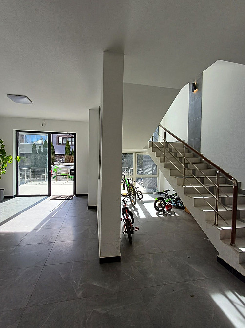 Продається 3ри кімнатна квартира з ремонтом Черновцы - изображение 8