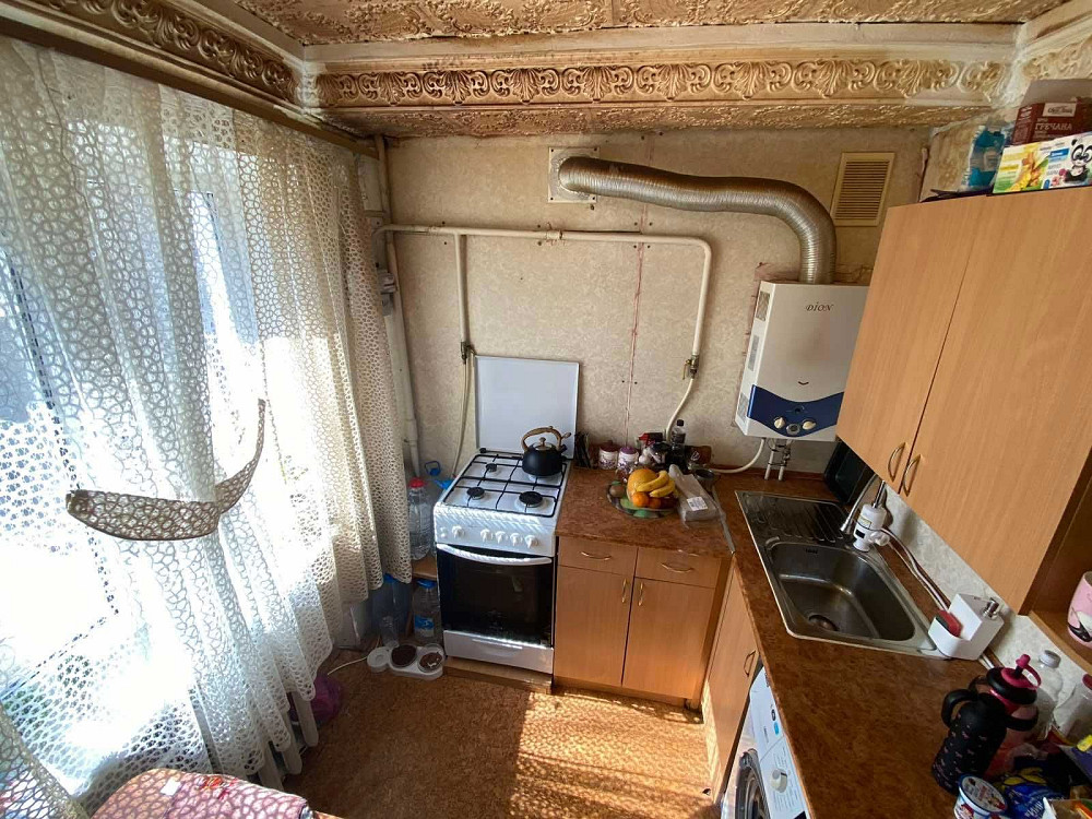 Продается двухкомнатная квартира в Лесках, 3/5, раздельные комнаты. Николаев - изображение 1