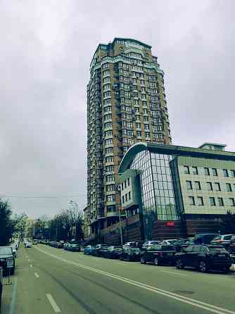 Кловський спуск,  3-ох кімнатна 150 кв. с паркингом Киев