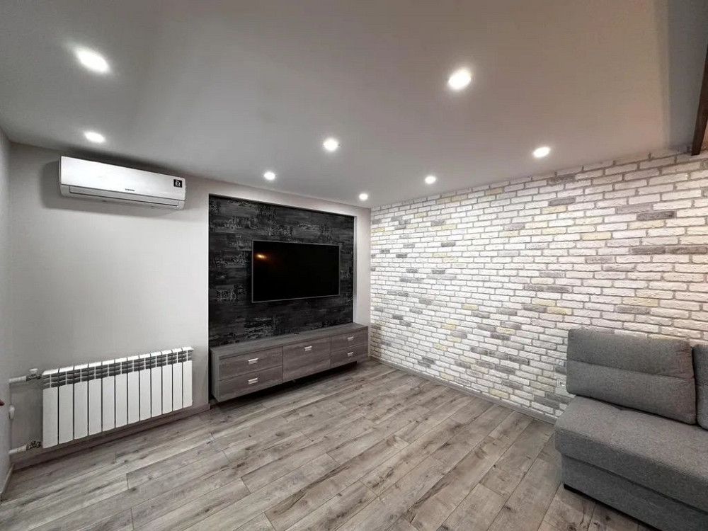 Продається затишна 2-х кімнатна квартира в центрі міста 60000$ Дніпро - зображення 2