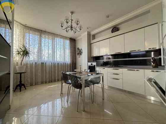 Продам квартиру с ремонтом в элитном ЖК « Армейский» Одесса