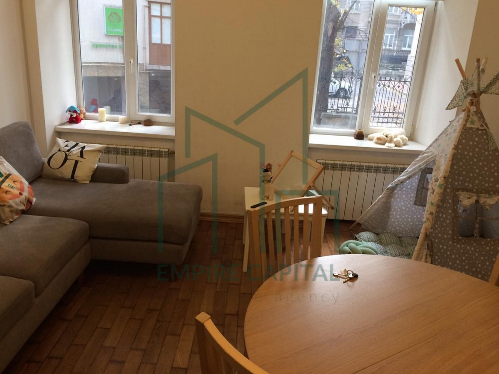 Продаж / Квартира / Богуна Івана, Франківський район, Львів Львів - зображення 1