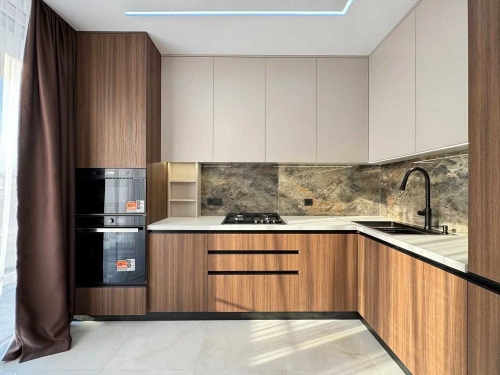 Стильна 2-кім з ремонтом в ЖК Family Plaza Ивано-Франковск - изображение 1