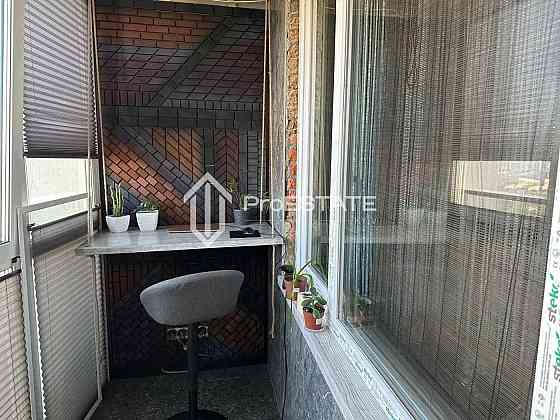 Продам 1 к квартиру ЖК 4 сезони Метро Васильківська 5хв пішки Киев