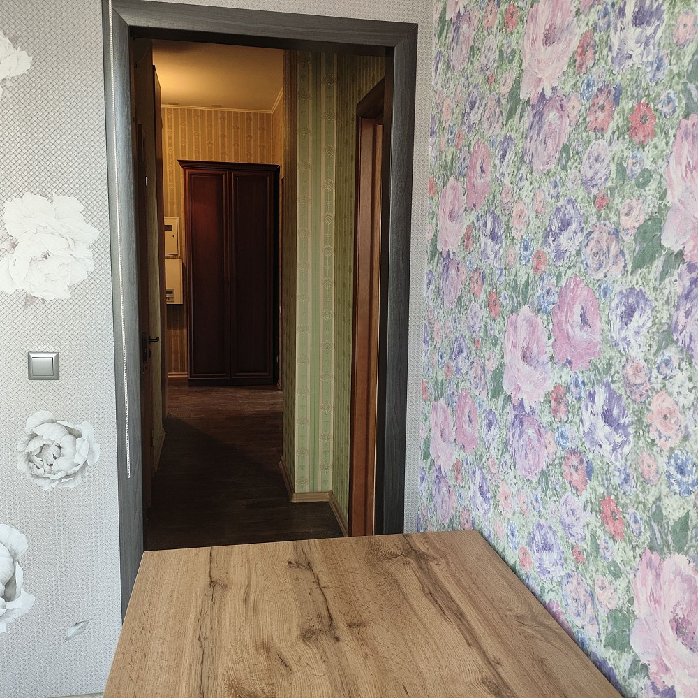 Продаю двухкомнатну Сталінку Кривий Ріг - зображення 7