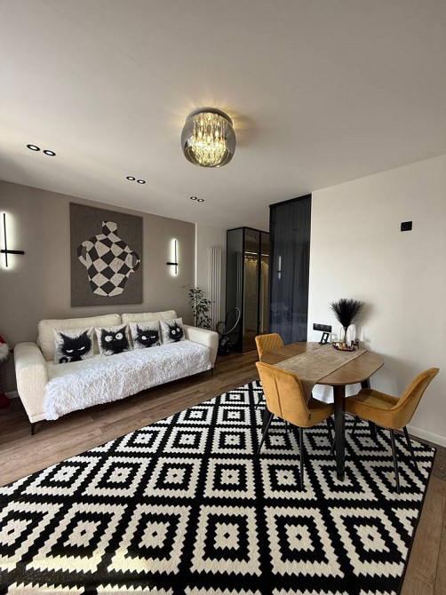 1-кімнатна з меблями ЖК Авторський. центр Ивано-Франковск - изображение 3