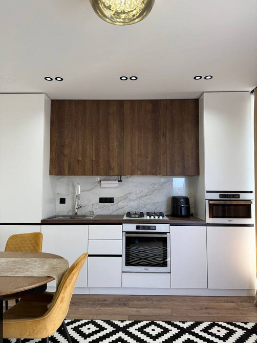 1-кімнатна з меблями ЖК Авторський. центр Ивано-Франковск - изображение 7