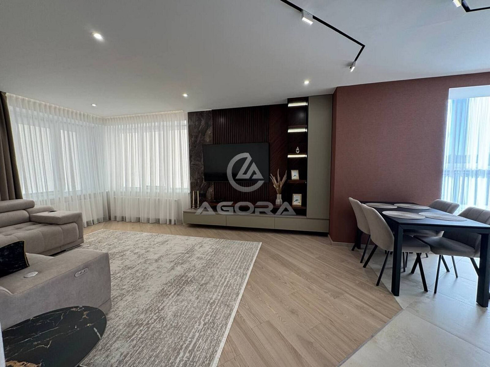 Продається трикімнатна квартира з дизайнерським ремонтом Ивано-Франковск - изображение 3