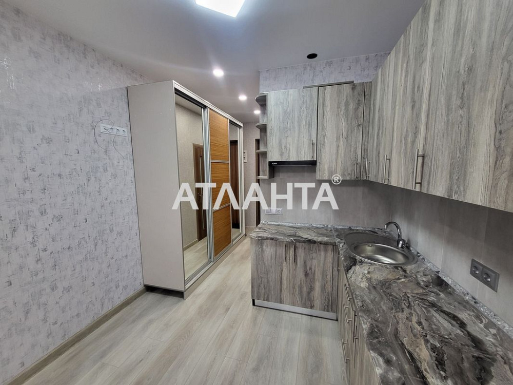 1 комн квартира 36 м2 с ремонтом ЖК Золотые Столбы Одесса - изображение 1