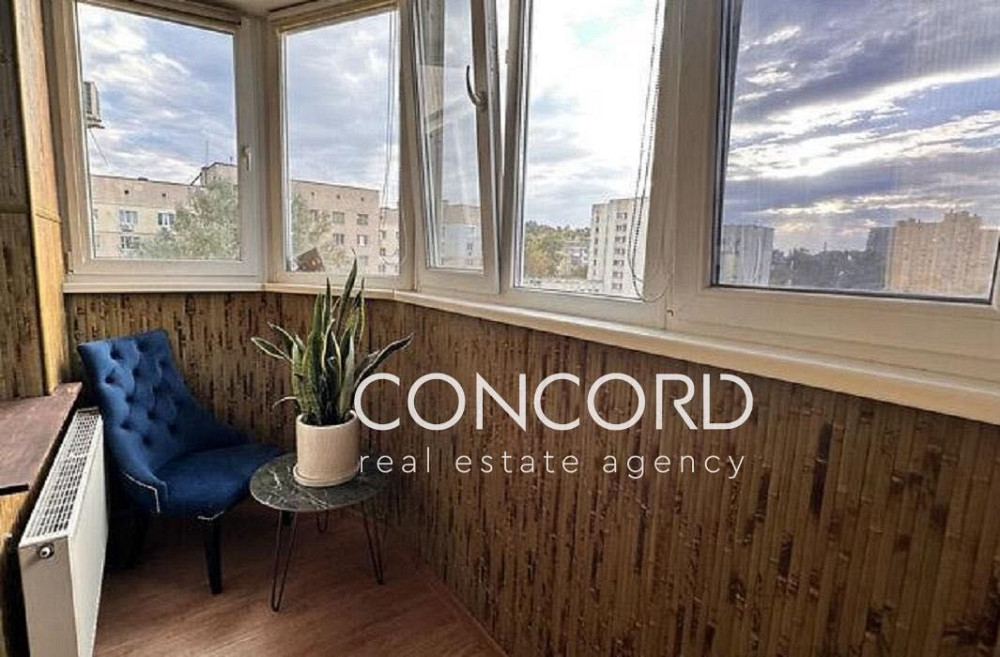 Деміївка. Валерія Лобановського просп., 150-А Київ - зображення 3