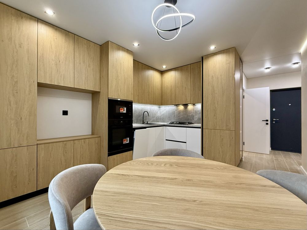 Фемелі плаза , 1кімнатна квартира з просторою укомплектованою кухнею! Ивано-Франковск - изображение 2