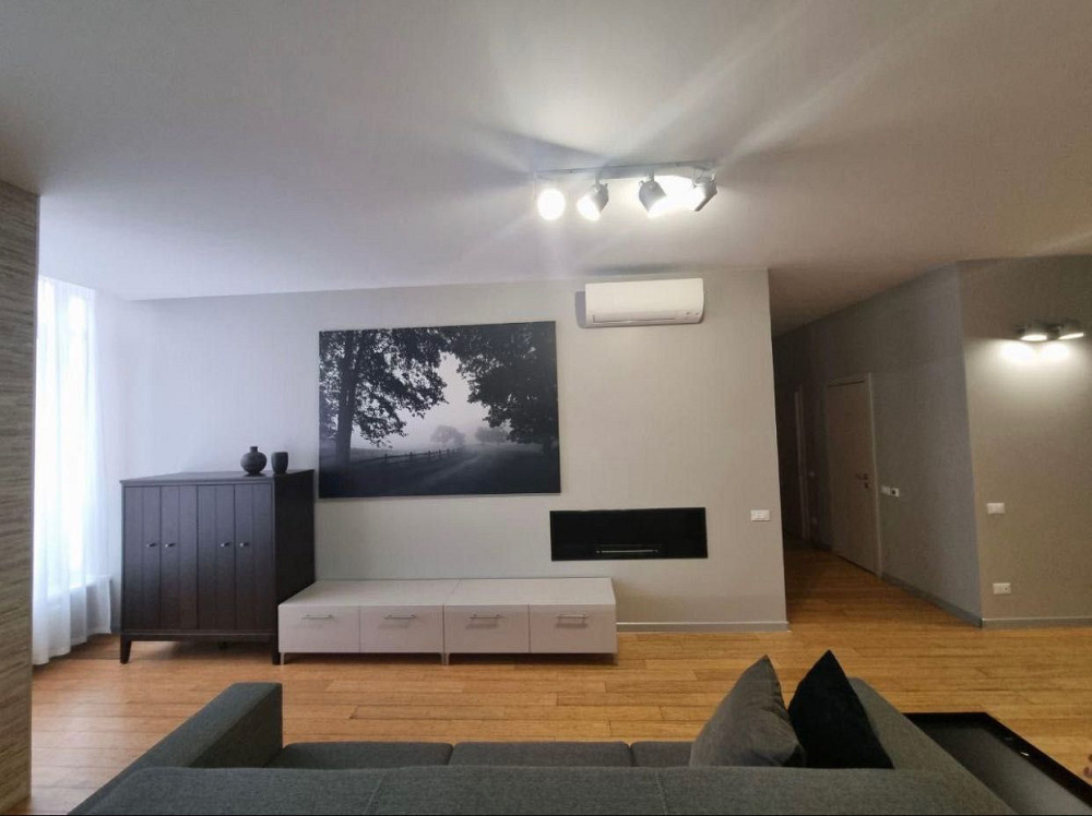 Продаж стильної сучасної квартири у центрі Київа. Київ - зображення 1