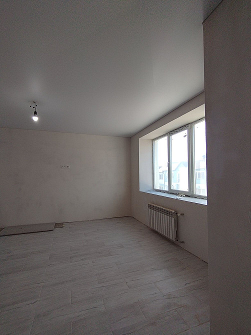 Світла, простора квартира! Від власника. Кам`янець-Подільський - зображення 3