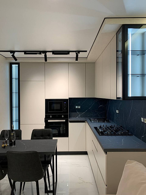 Нова стильна, сучасна квартира2к+кухня-студіо, з гардеробом та каміном Тернопіль - зображення 4