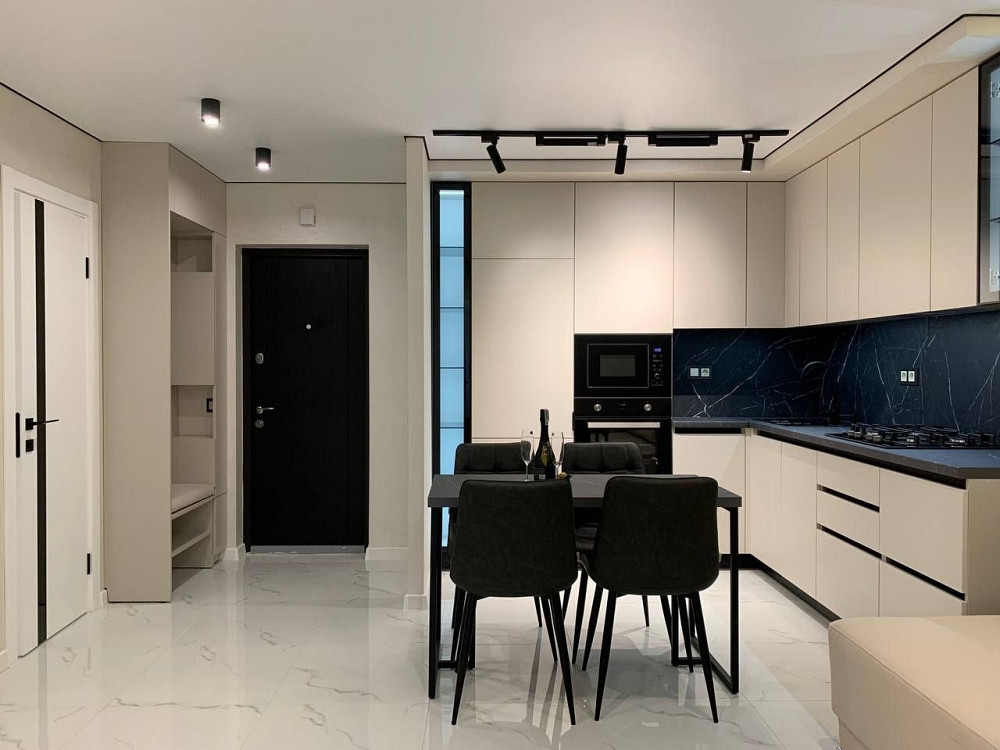 Нова стильна, сучасна квартира2к+кухня-студіо, з гардеробом та каміном Тернопіль - зображення 7