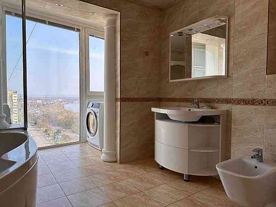 Пентхаус 115 кв.м на Солнечном (Малиновского, 14), с видом на Днепр Днепр