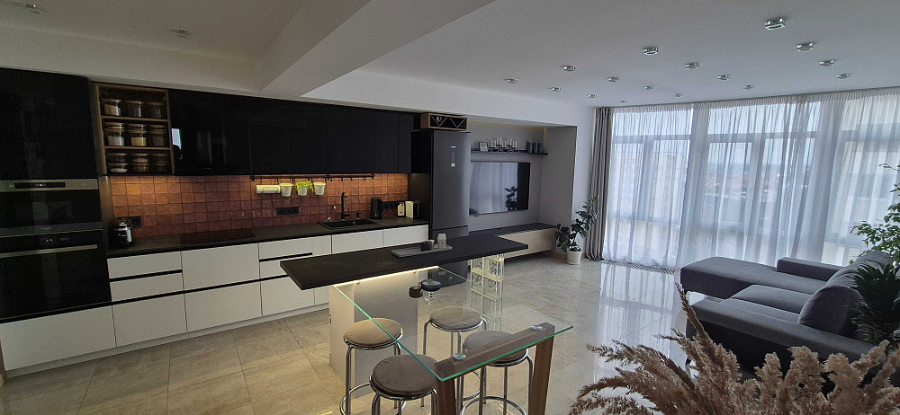 ЖК Чайка, 3-кімн. квартира, 84 кв.м. вул. Лобановского, 11 Чайки (Киевская обл.) - изображение 1