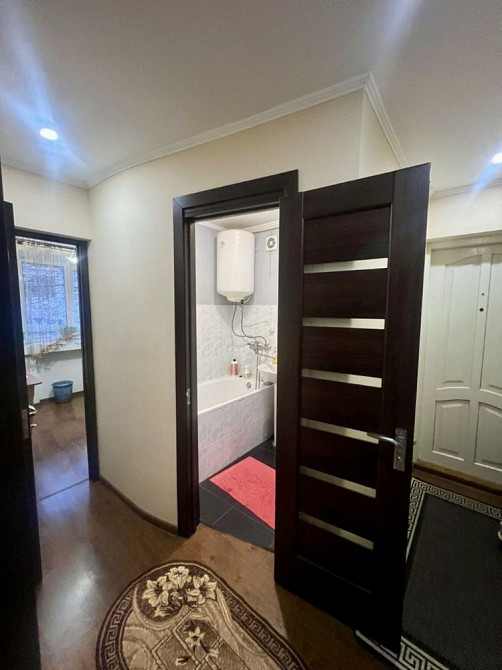 Здам 1 кімнатну, ПОЛЄТАЄВА (НЕБЕСНОЇ СОТНІ), ЗАСКЛЕНИЙ балкон, вільна! Черновцы - изображение 3