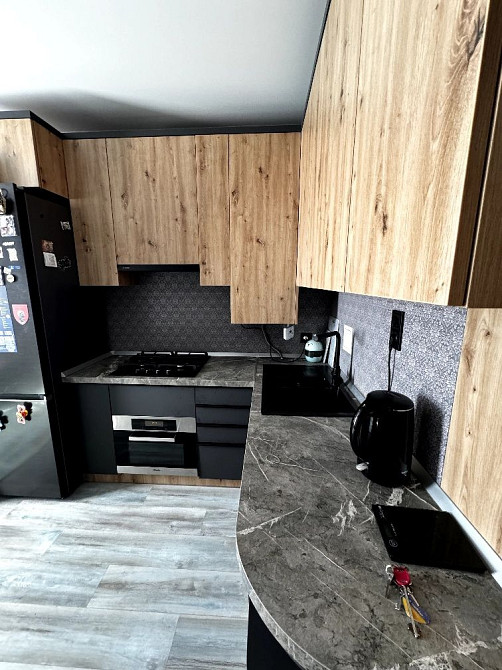 Сучасний ремонт та гарне розташування! Квартира з меблям!и Буча - изображение 1