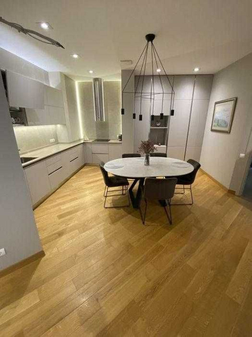 Без % 3 К Квартира з ремонтом в Центрі Києва Щорса Печерська Панорама Київ - зображення 1