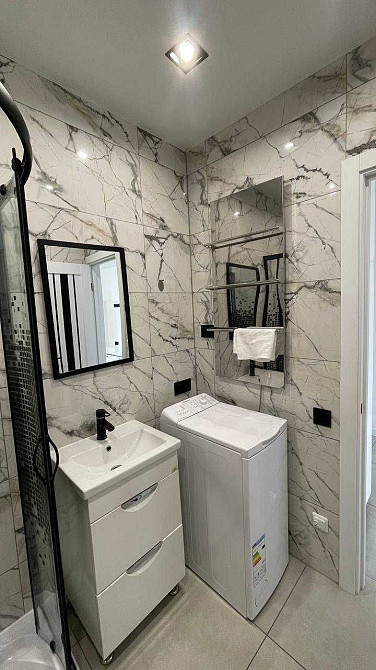 Здам в оренду квартиру студію з сучасним ремонтом Ровно - изображение 3