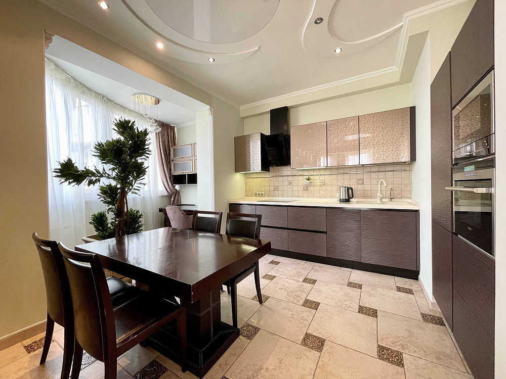 Сдам 3 к квартиру рядом с  метро Шулявская, Молдавская 2 Киев - изображение 2