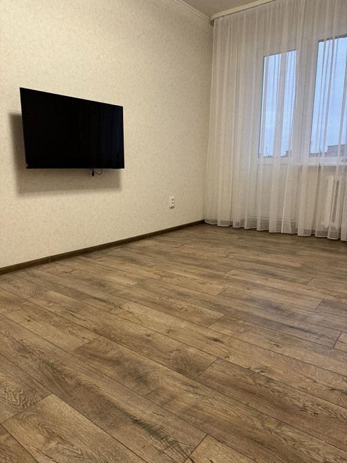 Двокімнатна квартира з новим ремонтом. Перша здача Квасилов (Ровенская обл.) - изображение 1