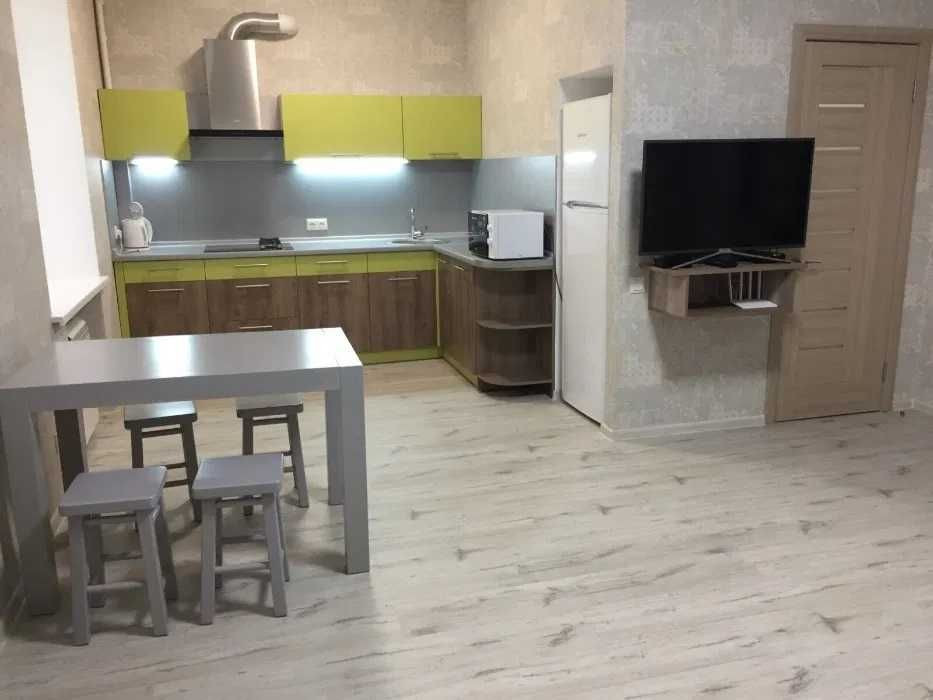 +++ Сдам 2к кв. с евроремонтом в р-не мерии и бул. Шевченко Запорожье - изображение 1