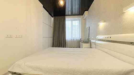 2к Староказацкая 65, Парк Л.Глобы Днепр