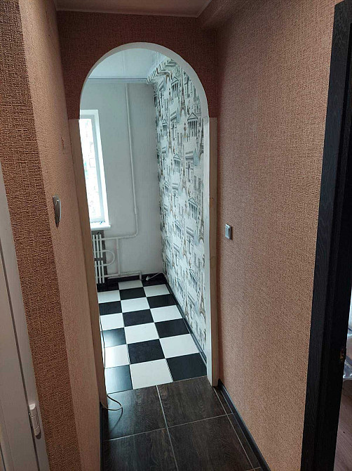 Продам 2-комнатную квартиру Центр Святогірськ - зображення 3