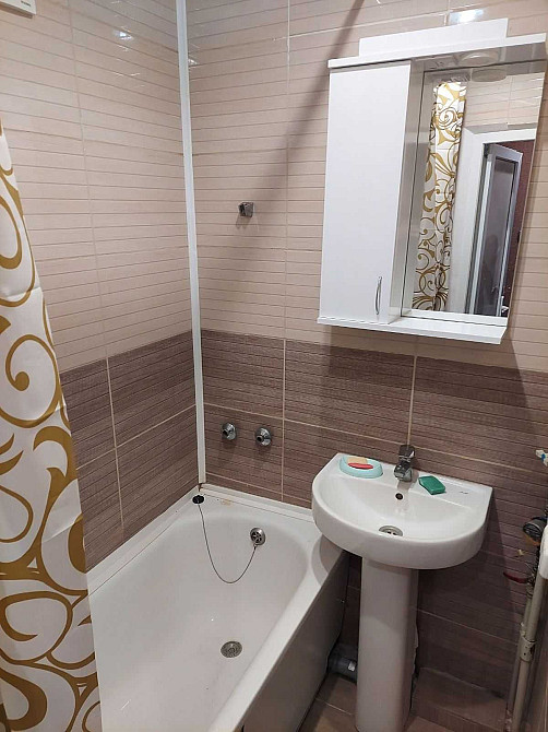 Продам 2-комнатную квартиру Центр Святогірськ - зображення 5