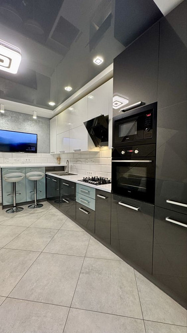 2-к квартира 64 з гарним ремонтом двостороння  Центральний Парк Ірпінь Ірпінь - зображення 1