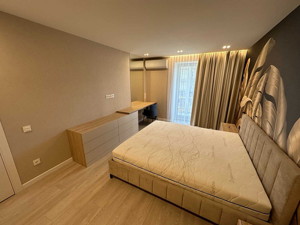 3 кімнатна в центрі (Ляхова 10), інд.опалення, 3/10 поверх, 85 м кв Полтава - изображение 4