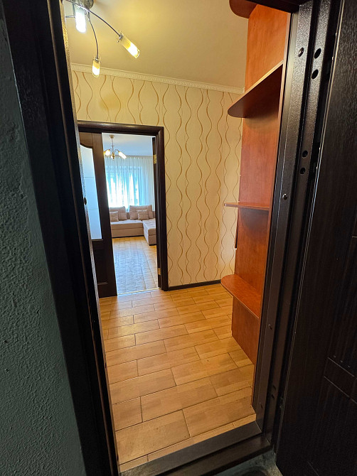 Власник. Простора 2-кімнатна квартира з ремонтом та меблями. Киев - изображение 2