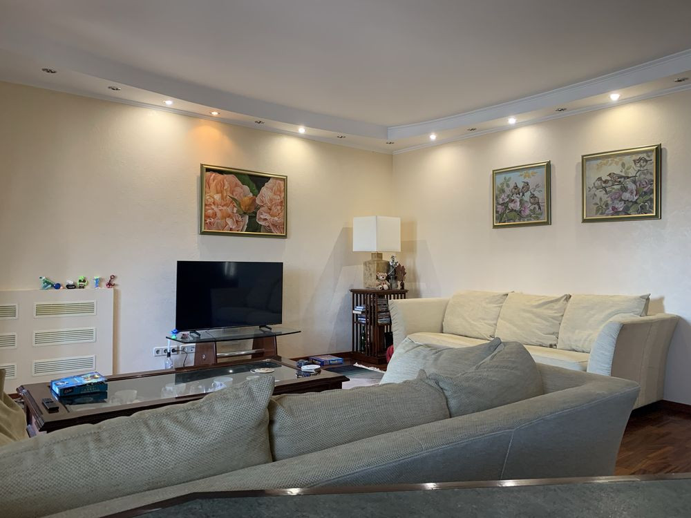 Продажа 3кв 98м Ул. Мазепы 12-А Евроремонт. Мебель. Метро 5 мин ходьбы Киев - изображение 1