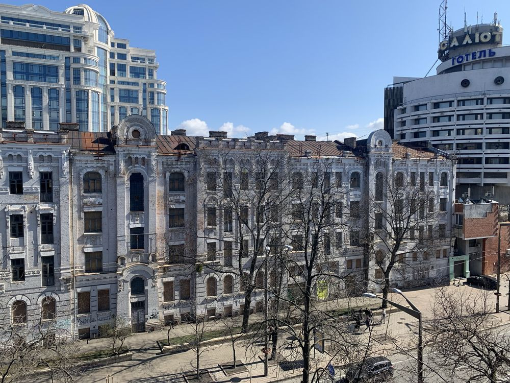 Продажа 3кв 98м Ул. Мазепы 12-А Евроремонт. Мебель. Метро 5 мин ходьбы Киев - изображение 2