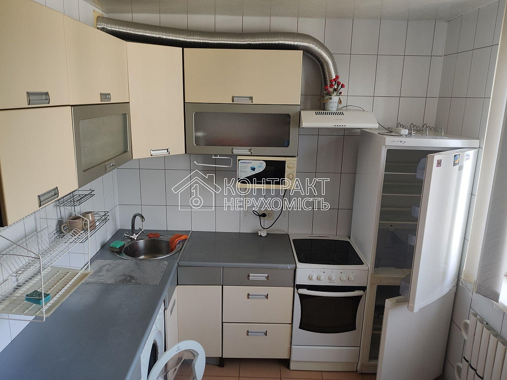 2к кв м Алексеевская Харьков - изображение 1