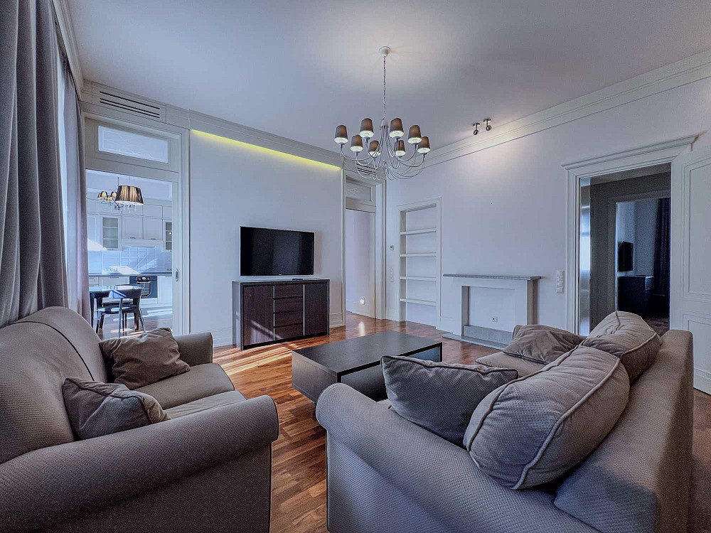 Рейтарська 11,  Золоті Ворота, 3 спальні, балкони, закритий двір, ФОП Київ - зображення 1