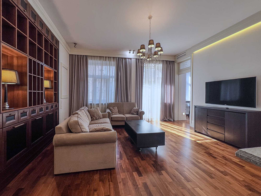 Рейтарська 11,  Золоті Ворота, 3 спальні, балкони, закритий двір, ФОП Київ - зображення 2