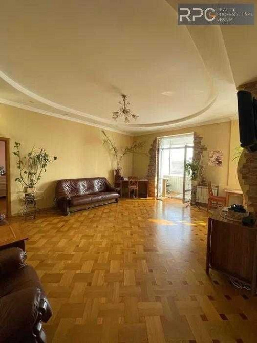 Оренда 2к квартира Печерська Палац України Дружби Народів Київ - зображення 5