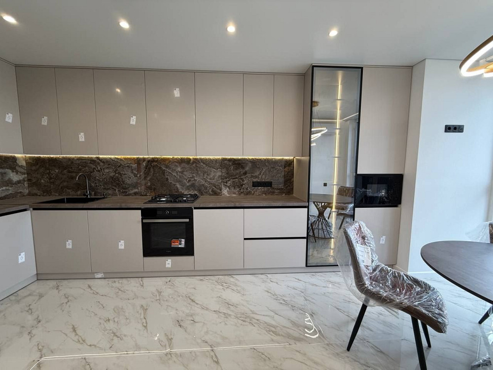 ЗДАЄТЬСЯ в оренду СУЧАСНА двокімнатна квартира біля парку Шевченка, Ивано-Франковск - изображение 2