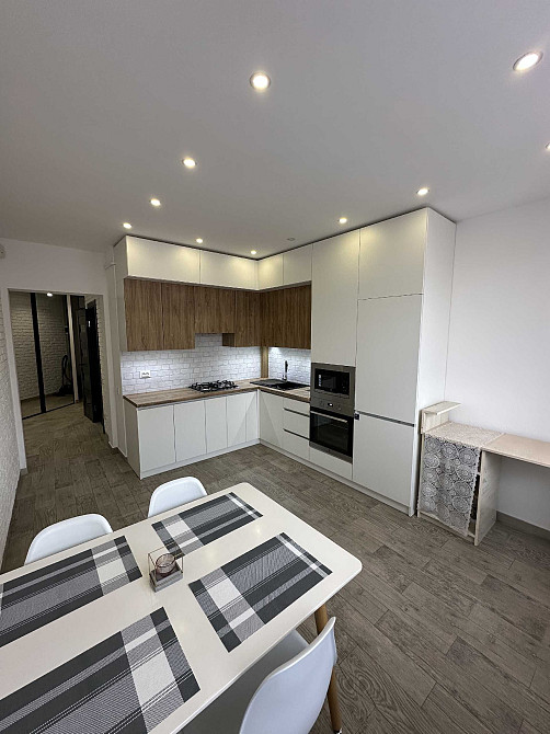 Оренда дво-кімнатної квартири Винники вулиця Винна Гора +паркомісце Винники - изображение 1