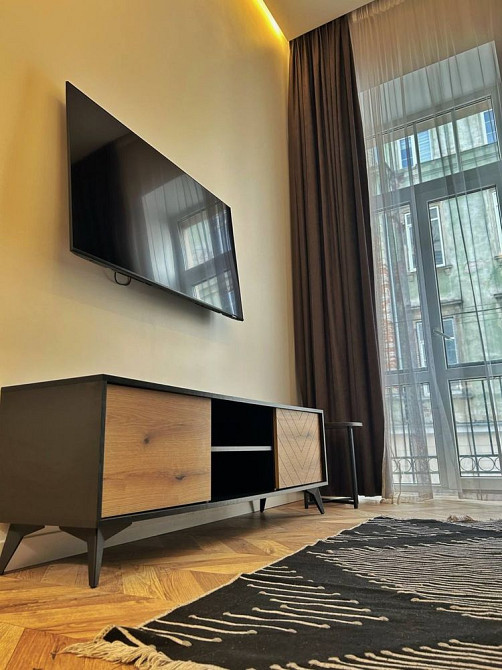 Оренда квартири в центрі Львова з неймовірний балконом Львов - изображение 6