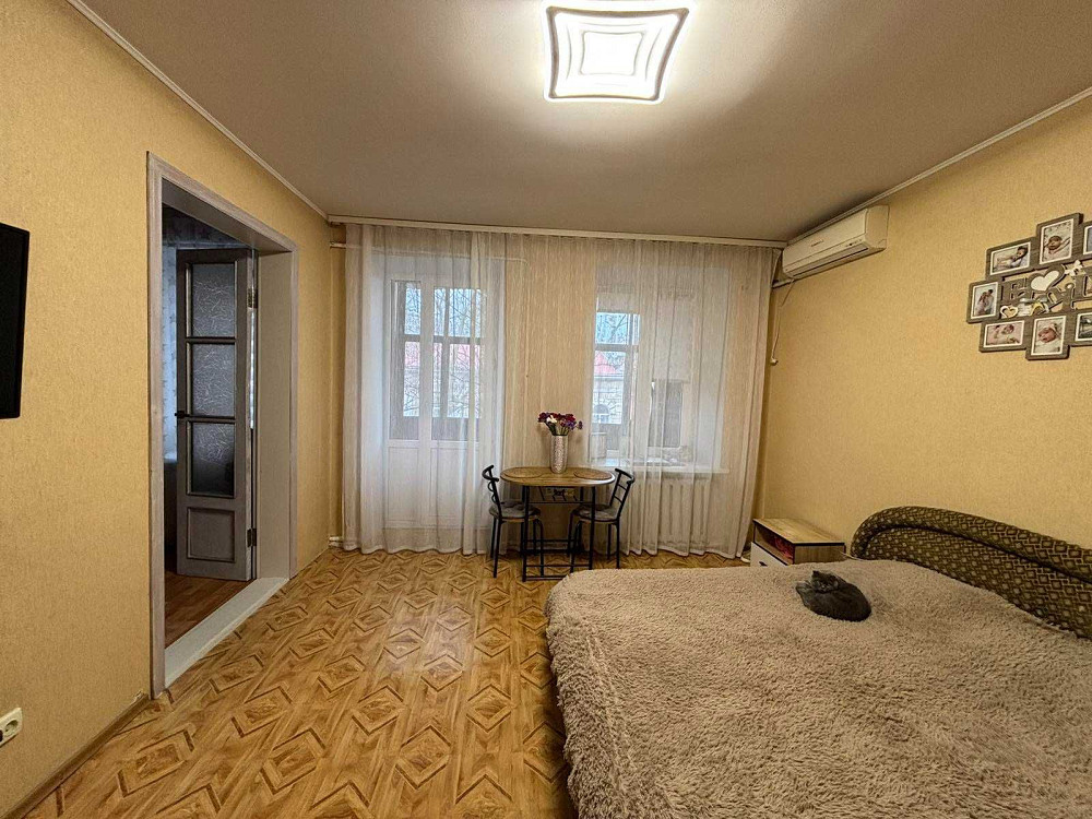 Продам 2 ком квартиру в Центре города. Ремонт. Одесса - изображение 1