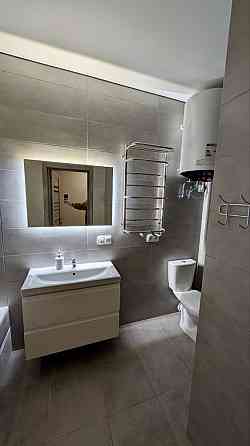 Продається 2х кімнатна квартира Харківське шосе 15а м. Дарниця Киев