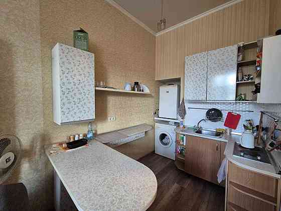 Продам однокомнатную квартиру в центре города ул. Коблевская. Одесса