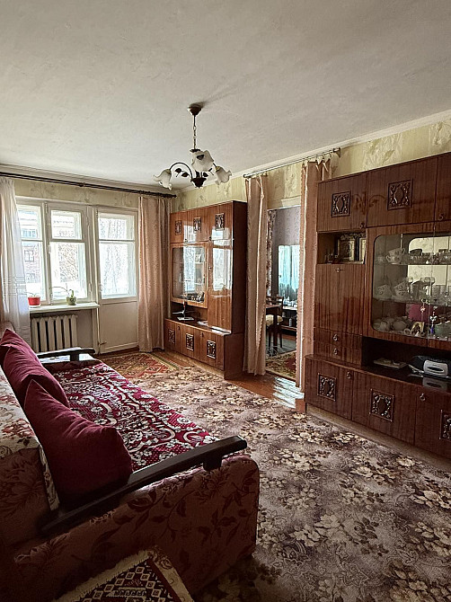 Продаж 3-х кімнатна на Космонавтів Ніжин - зображення 1