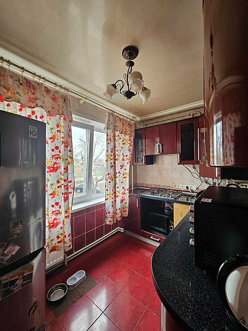 Продам 4-кімнатну квартиру у місті Слов'янськ Слов`янськ - зображення 1